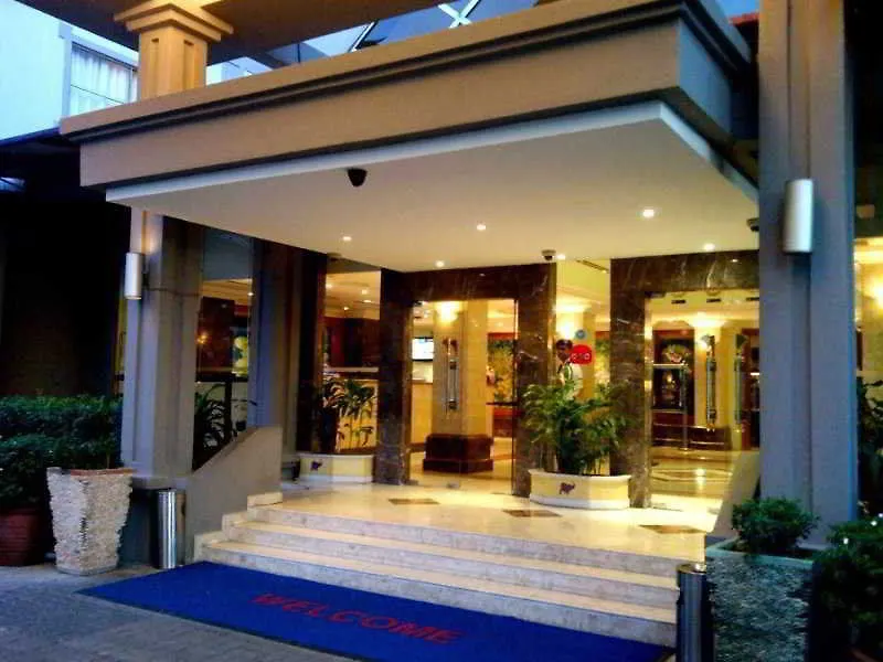 Kuala Lumpur International Hotel 0*, Kuala Lumpur